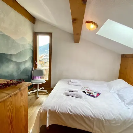 Chamonix Central Ski & Panoramic View - Happy Rentals Exterior photo