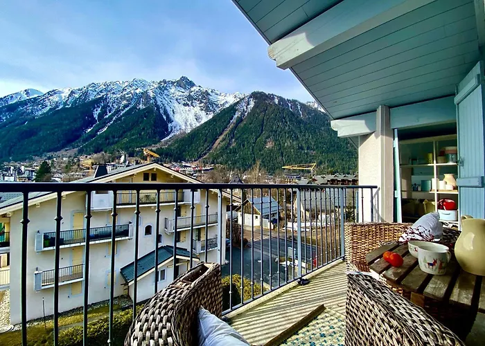 Chamonix Central Ski & Panoramic View - Happy Rentals